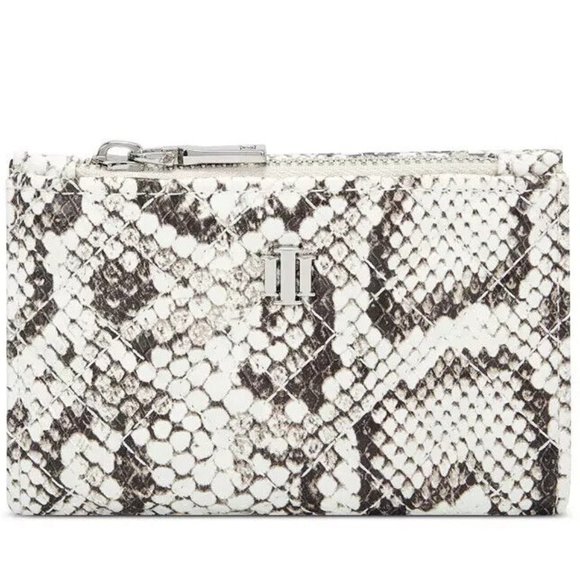 NWT INC International‎ Concepts Ashlinn Quilted Women's Wallet Vanilla Python - Picture 1 of 4